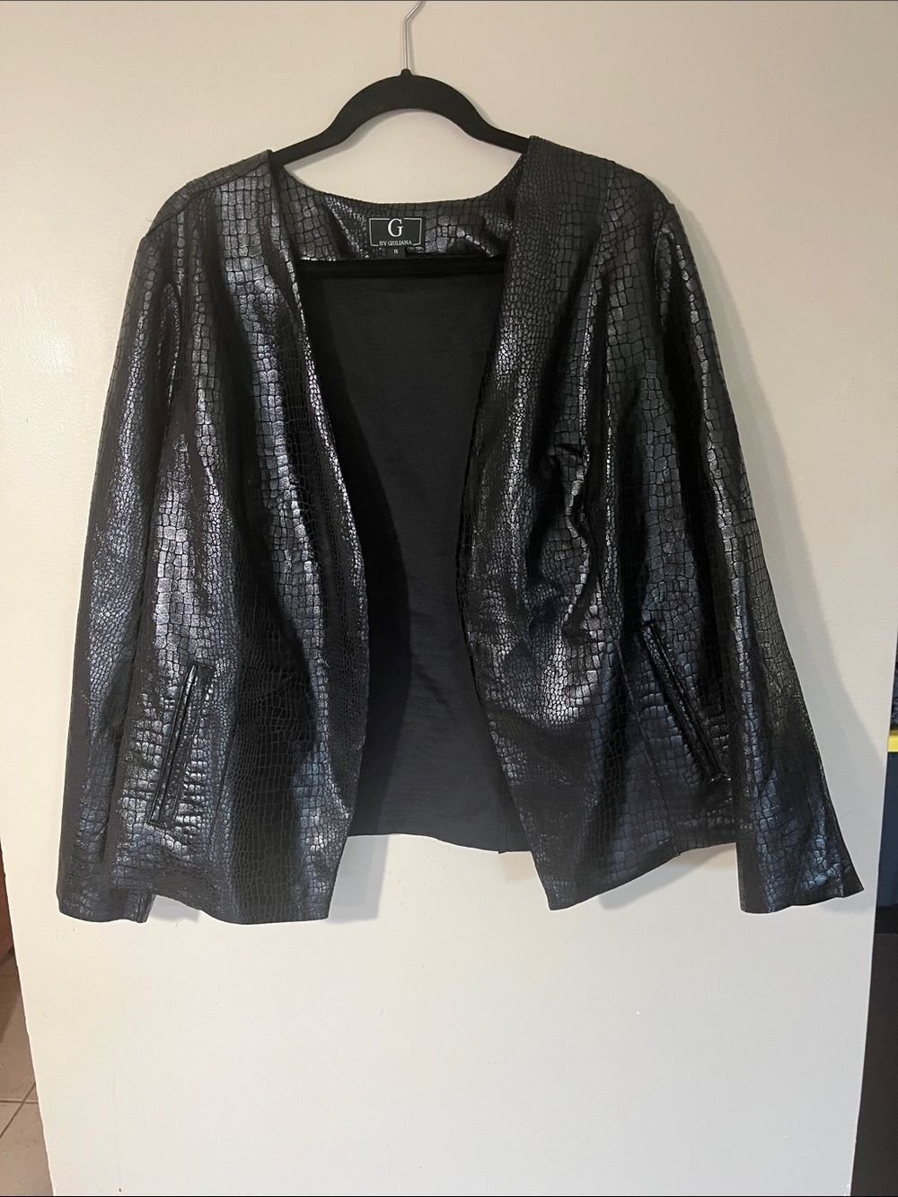 G by Giuliana Black Croc-Embossed Open-Front Jacket